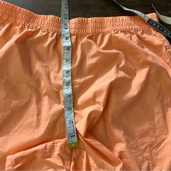 Aritzia Sunday Best Eva 5" Short In Sunny Apricot Size Medium Mid-rise pull-on - Picture 8 of 11